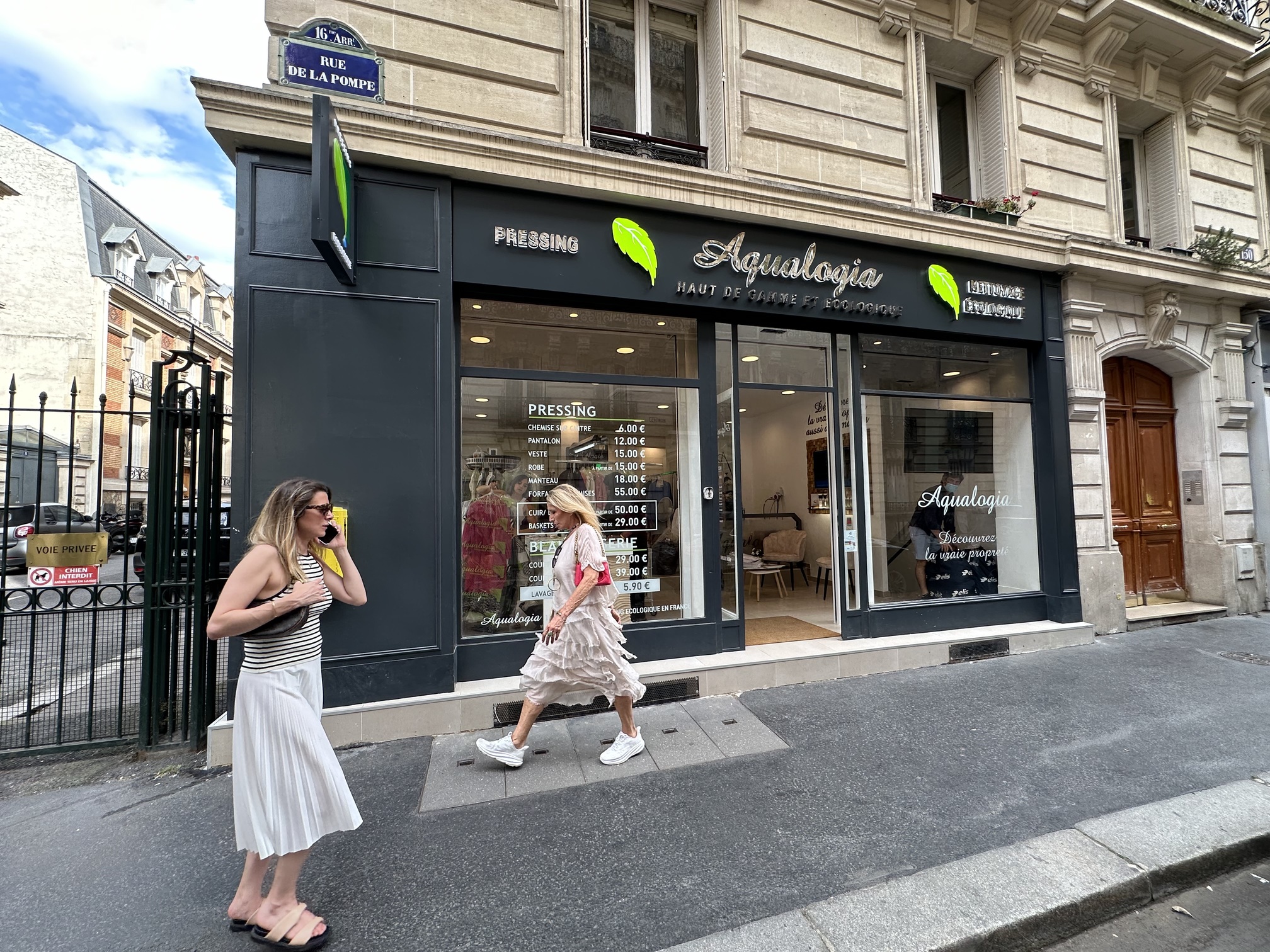 Conception du point de vente Aqualogia