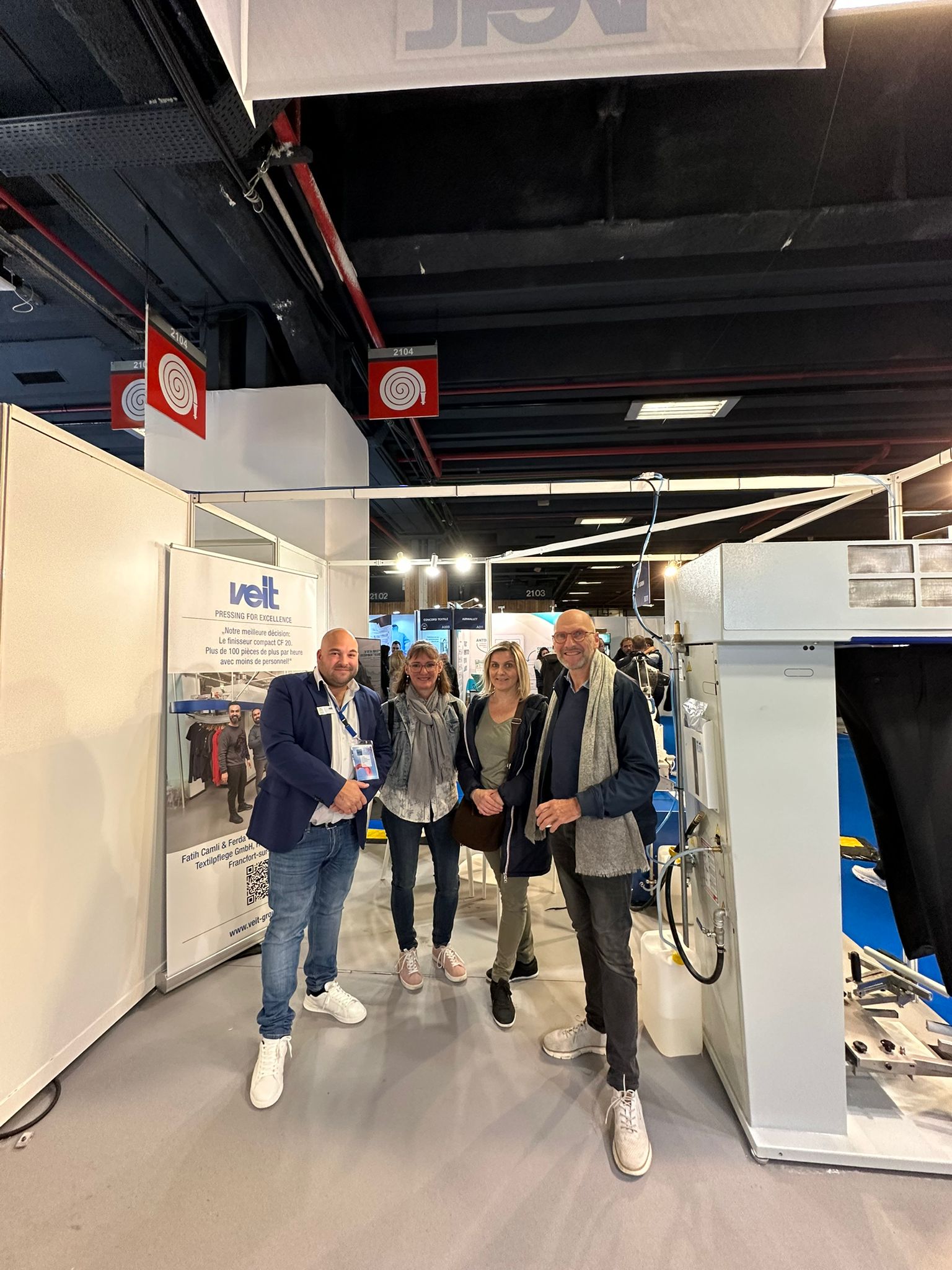 Présentation des équipements professionnels VEIT pour le secteur pressing et blanchisserie